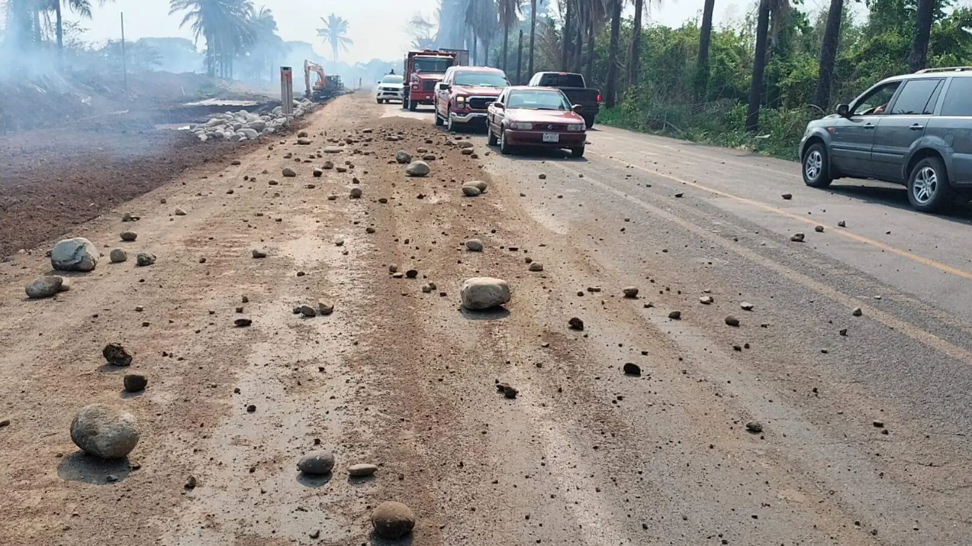 piedras en carretera